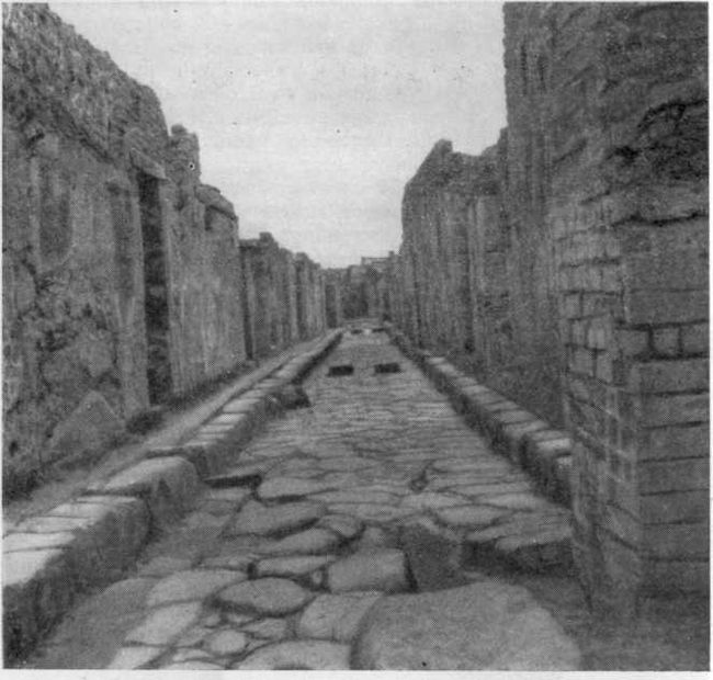 Вмятины (колеи) на улицах Помпей