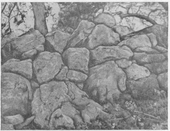 Стена таврского укрепления на Ай-Тодорском холме (деталь)