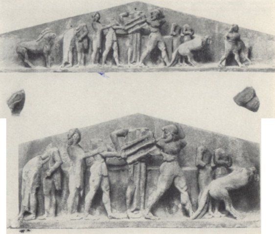 Восточный фронтон сокровищницы сифносцев. Мрамор 526—525 гг. до н. э. Общий вид и фрагмент
