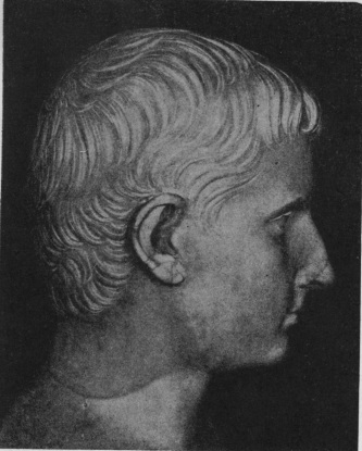 Портрет Августа (мрамор). Рим. Ватикан
